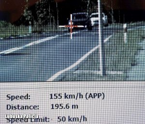 pomiar prędkości - zrzut ekranu z urządzenia mierzącego prędkość.