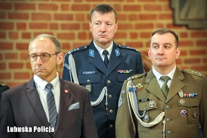 Wojewoda Lubuski i przedstawiciele służb mundurowych